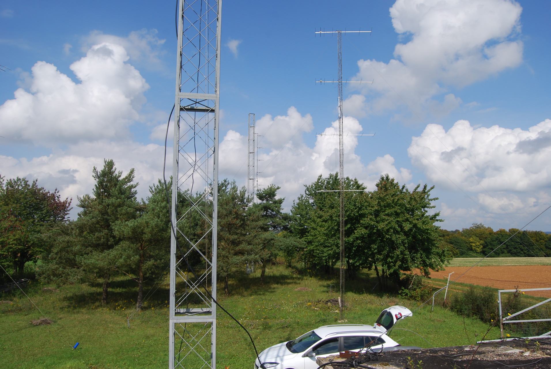 Antenna to east - 4 x 7 el DK7ZB